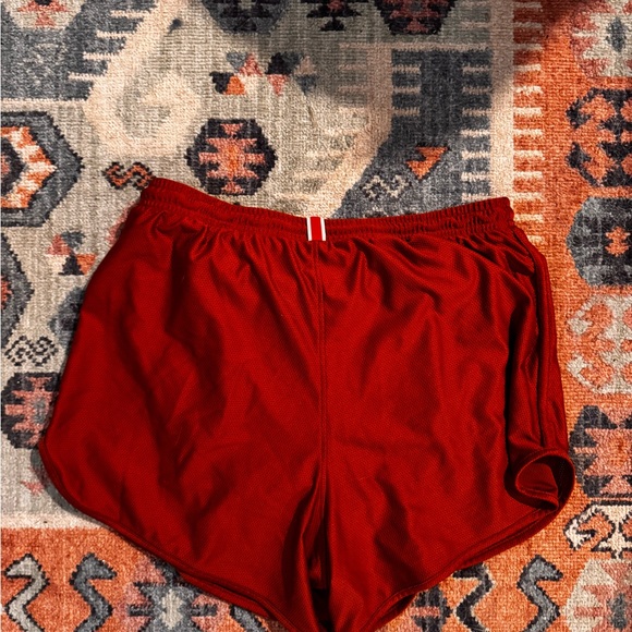 Tracksmith Van Cortland Running Shorts - Picture 2 of 3